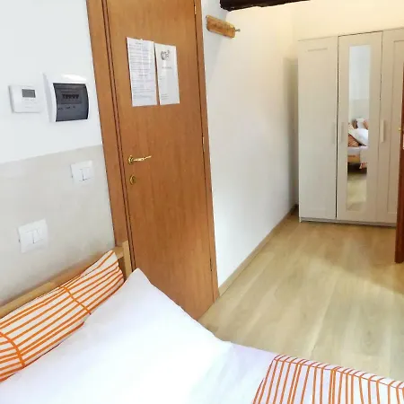 Alloggi Buon Riposo 게스트하우스 타르비시오